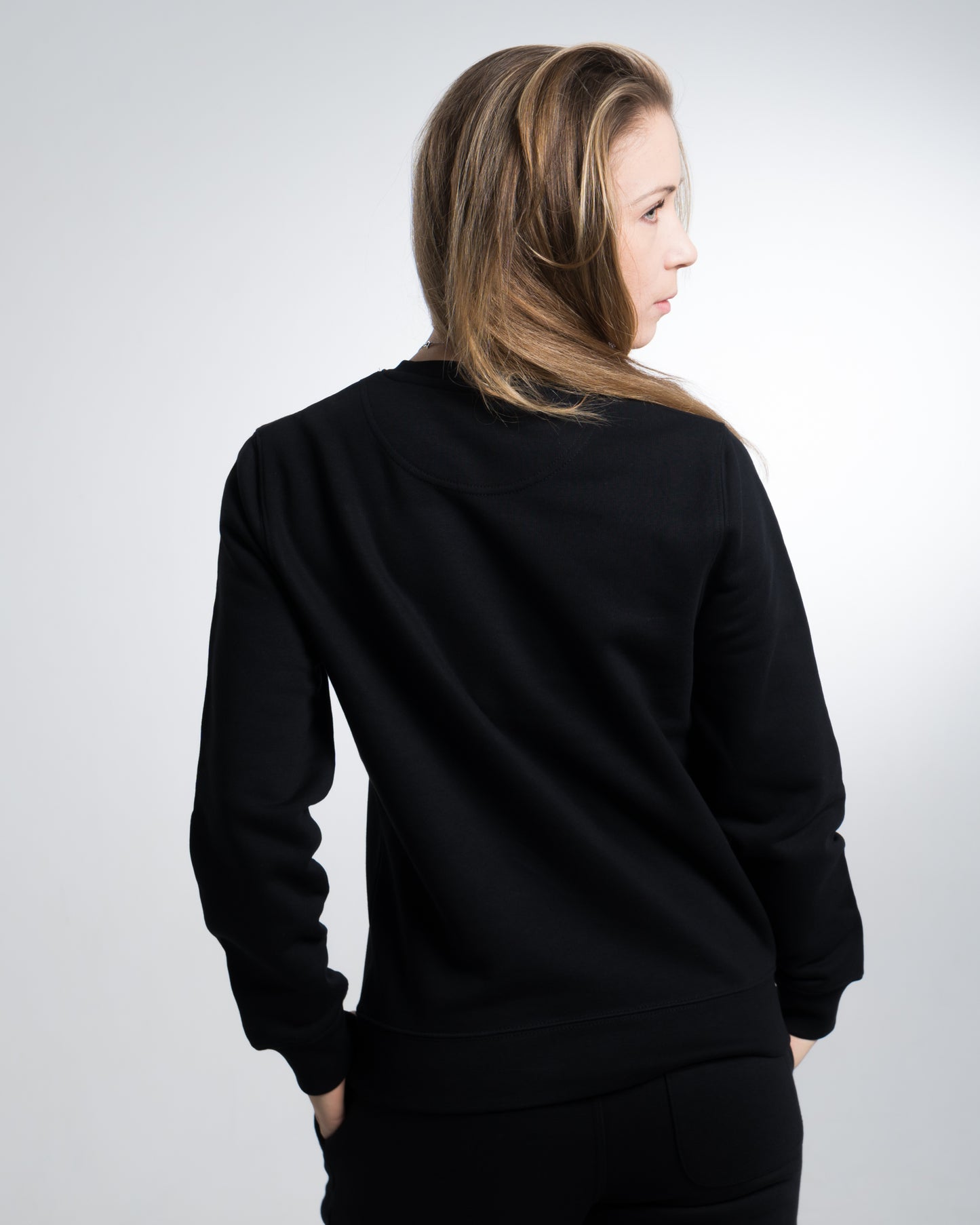 ATHENA SWEATER V2 black