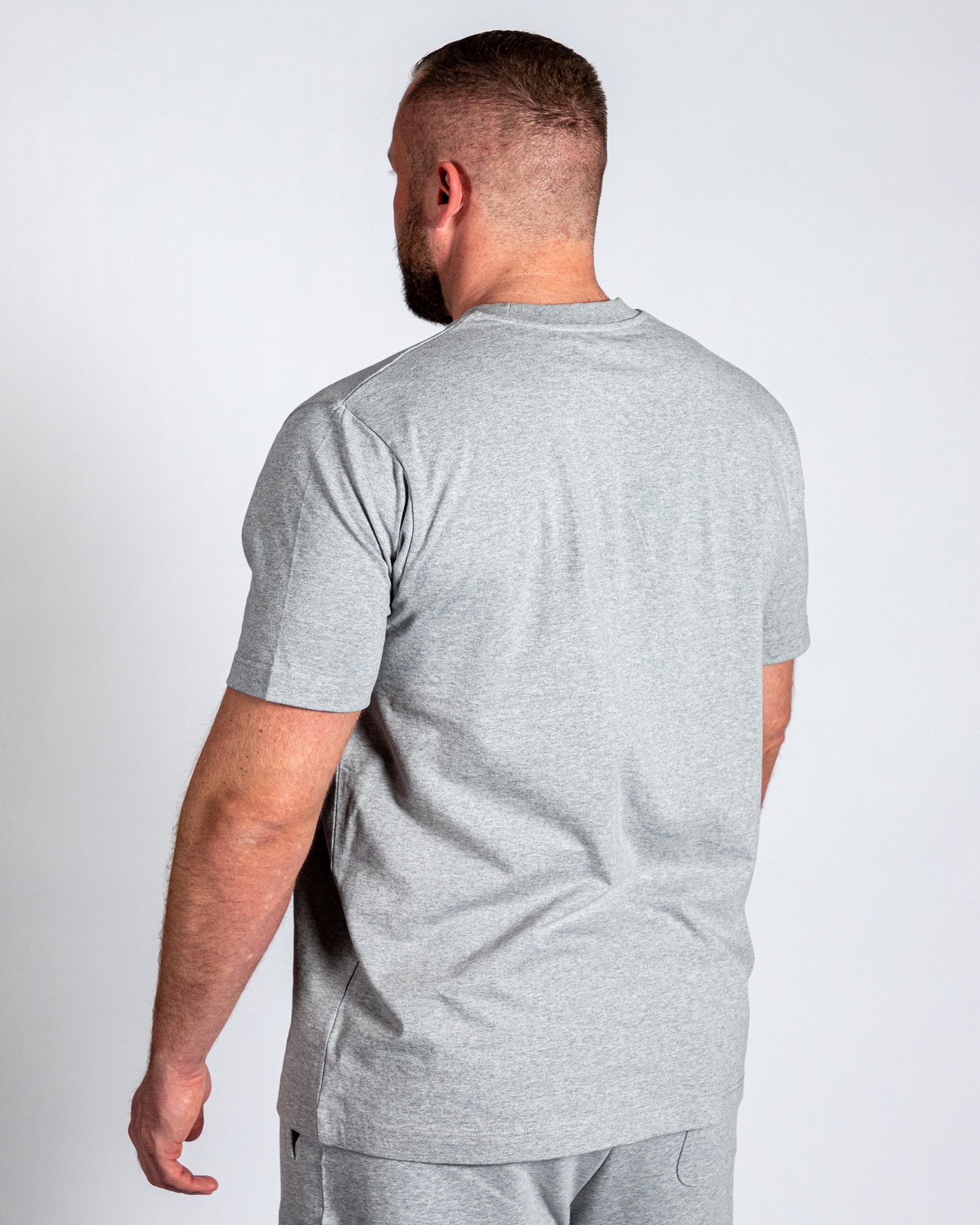 BARBARIAN T-SHIRT heather grey