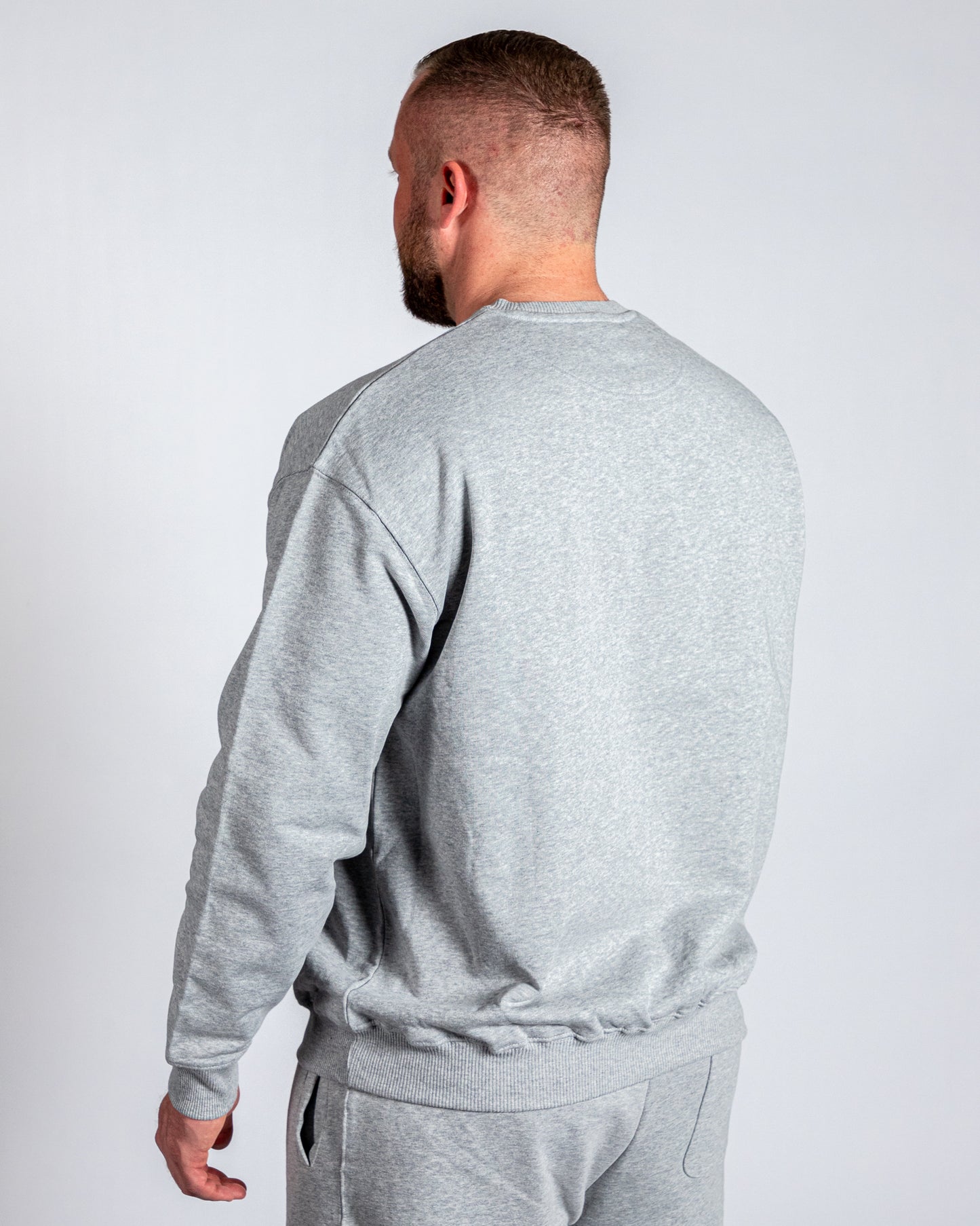 BARBARIAN SWEATER heather grey